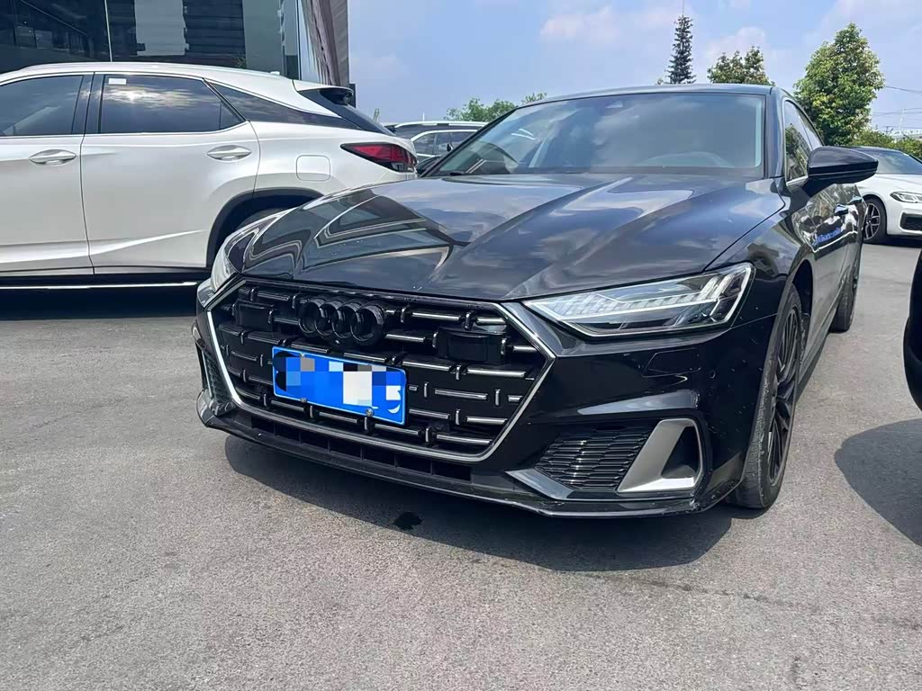 Audi A7L