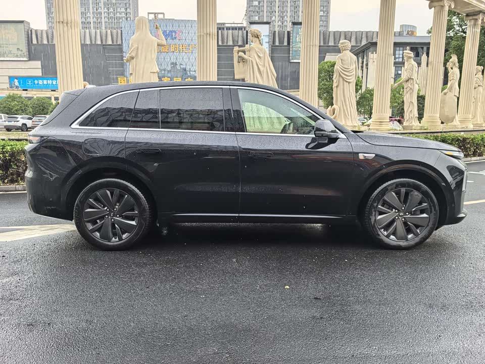 Li Auto Ideal L6