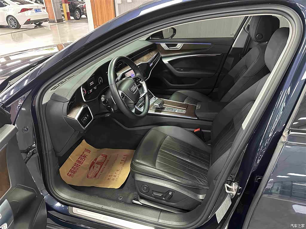 Audi A6, 2021 4