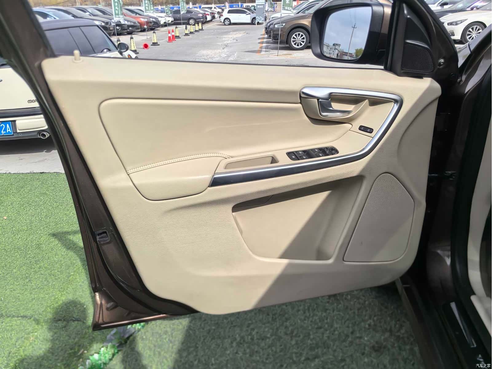 Volvo XC60, 2014 4