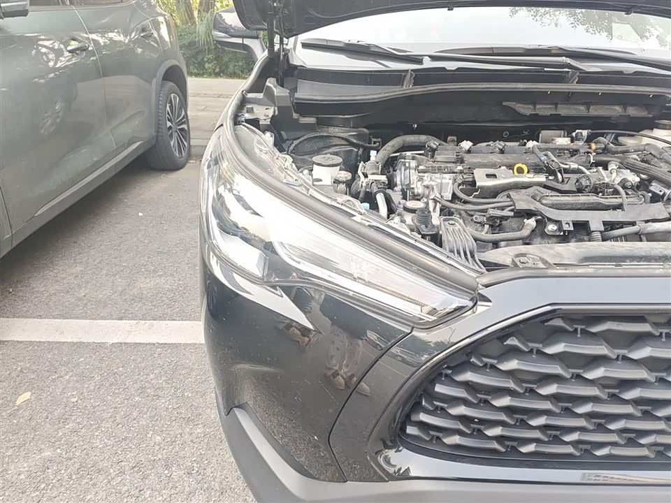 Toyota Corolla Sharp amplifier