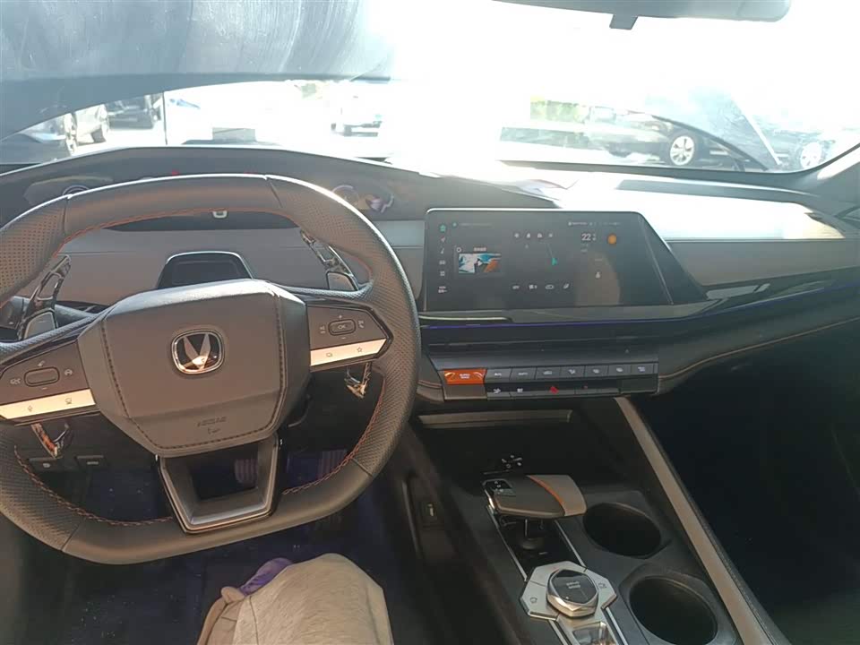 Changan UNI-V