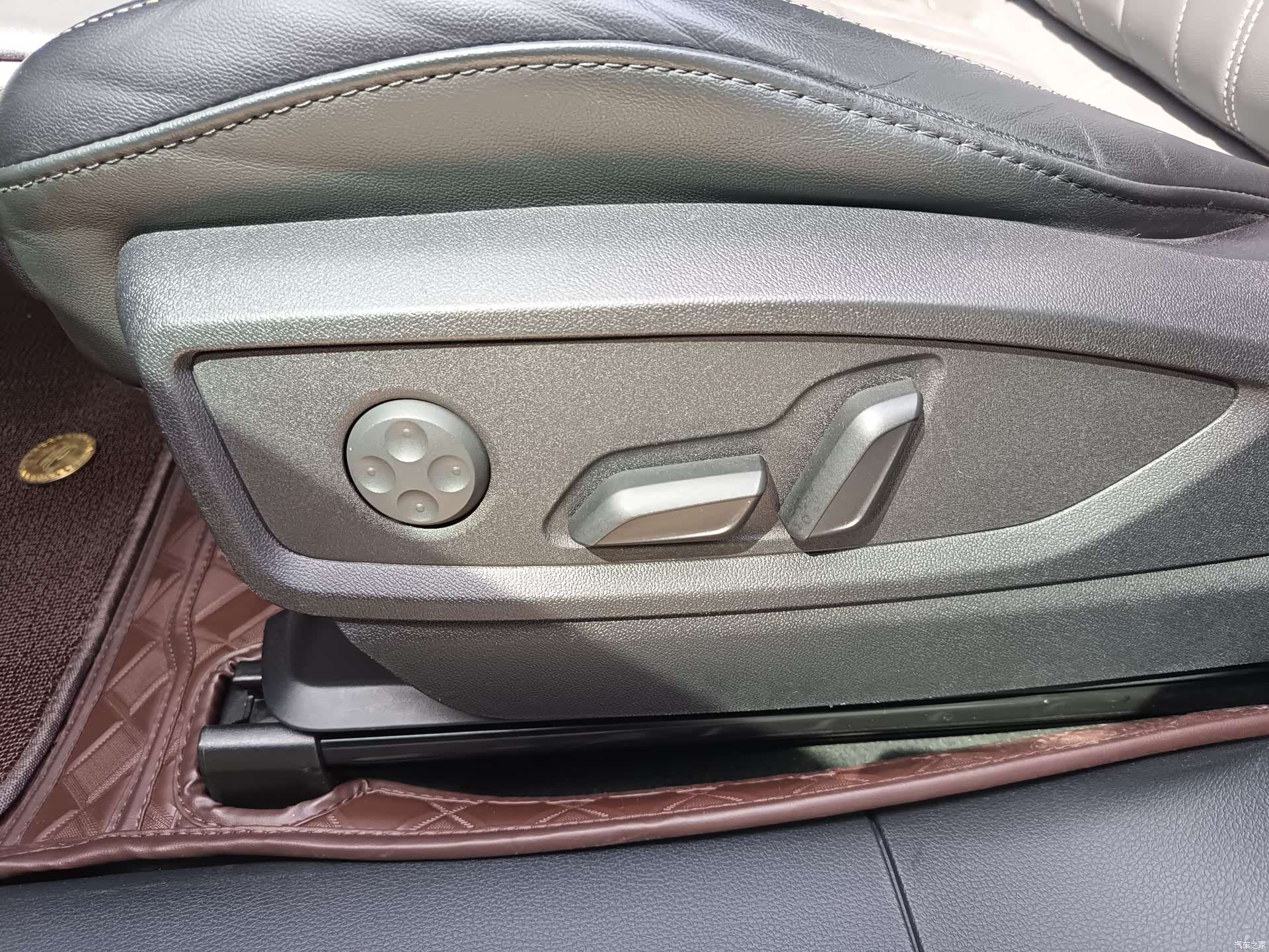 Audi Q5L, 2021 13
