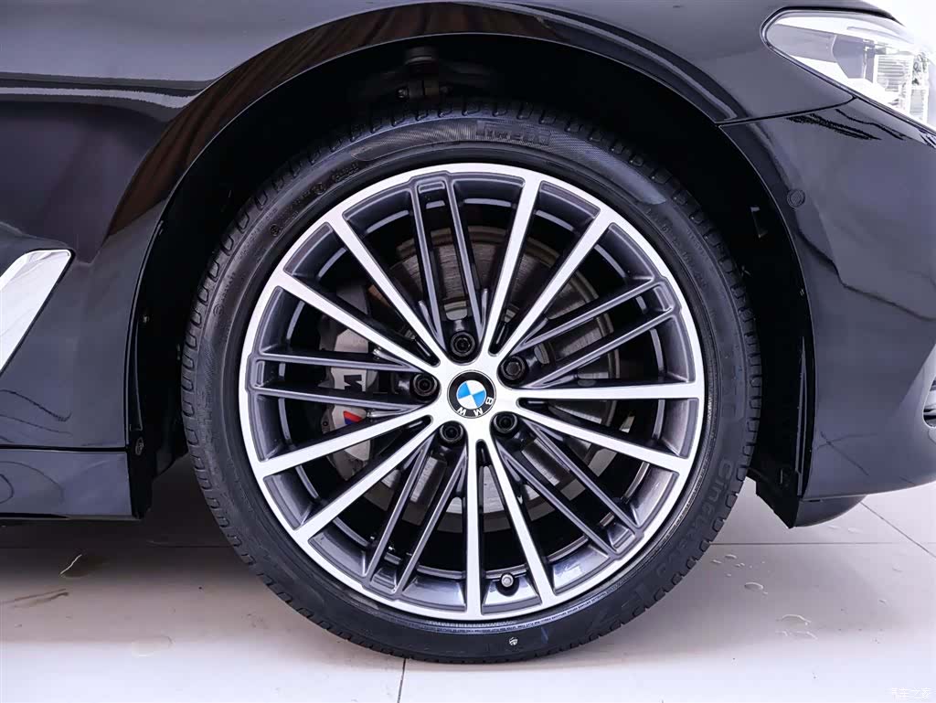 BMW 5 Series, 2020 6