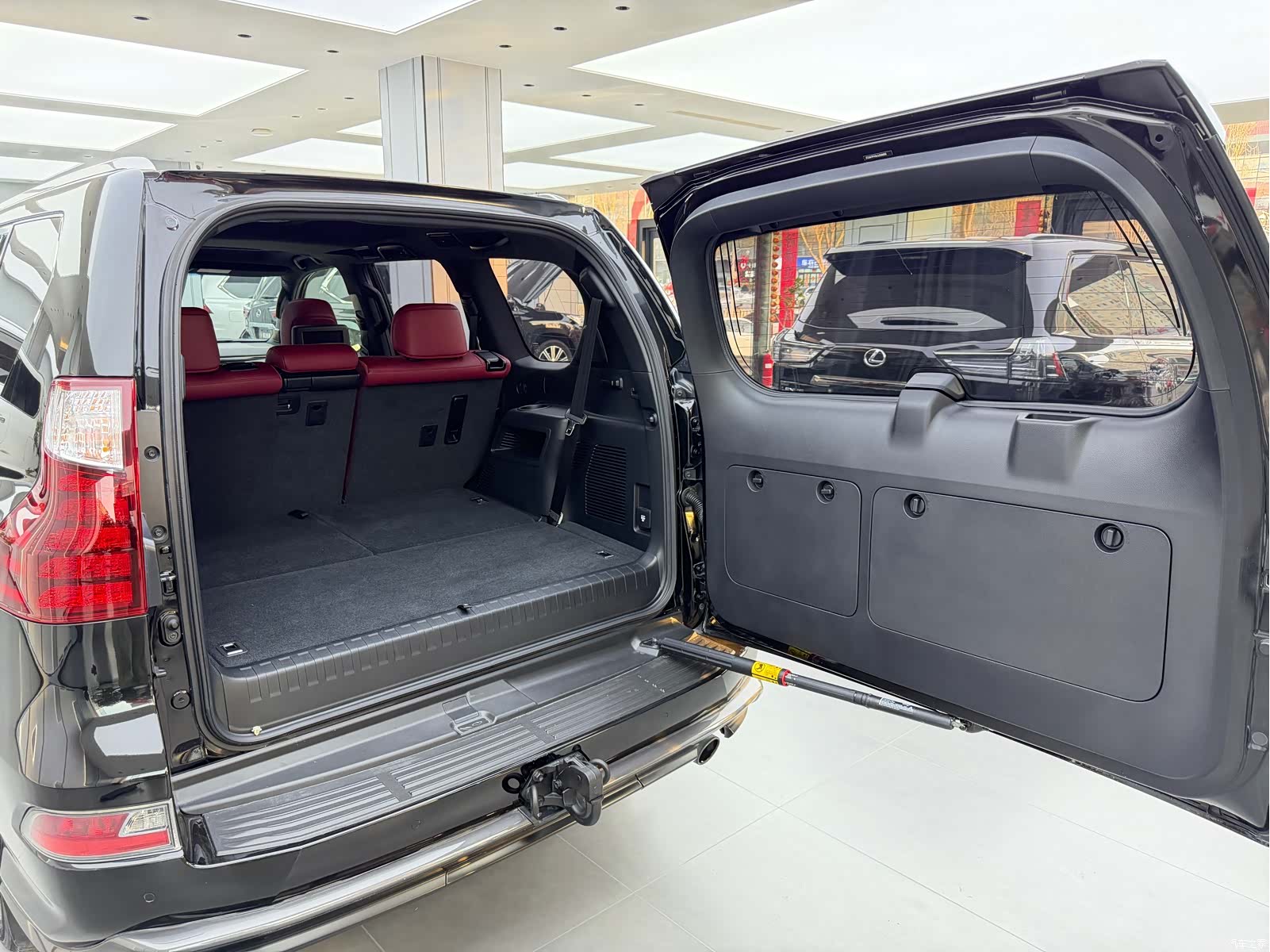 Lexus GX, 2020 16