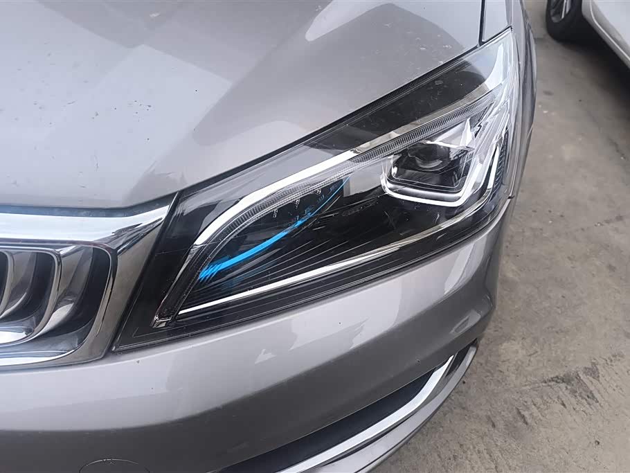 Geely Emgrand Geely Emgrand