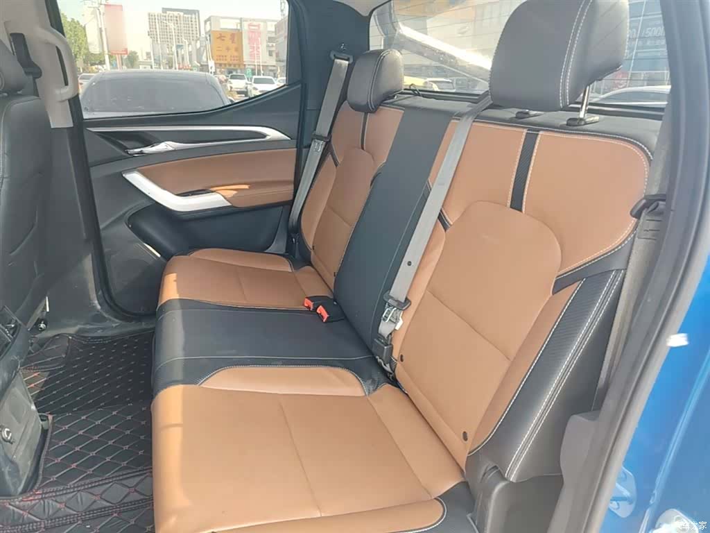 Maxus T70, 2023 17