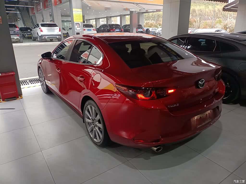 Mazda Mazda3, 2021 23