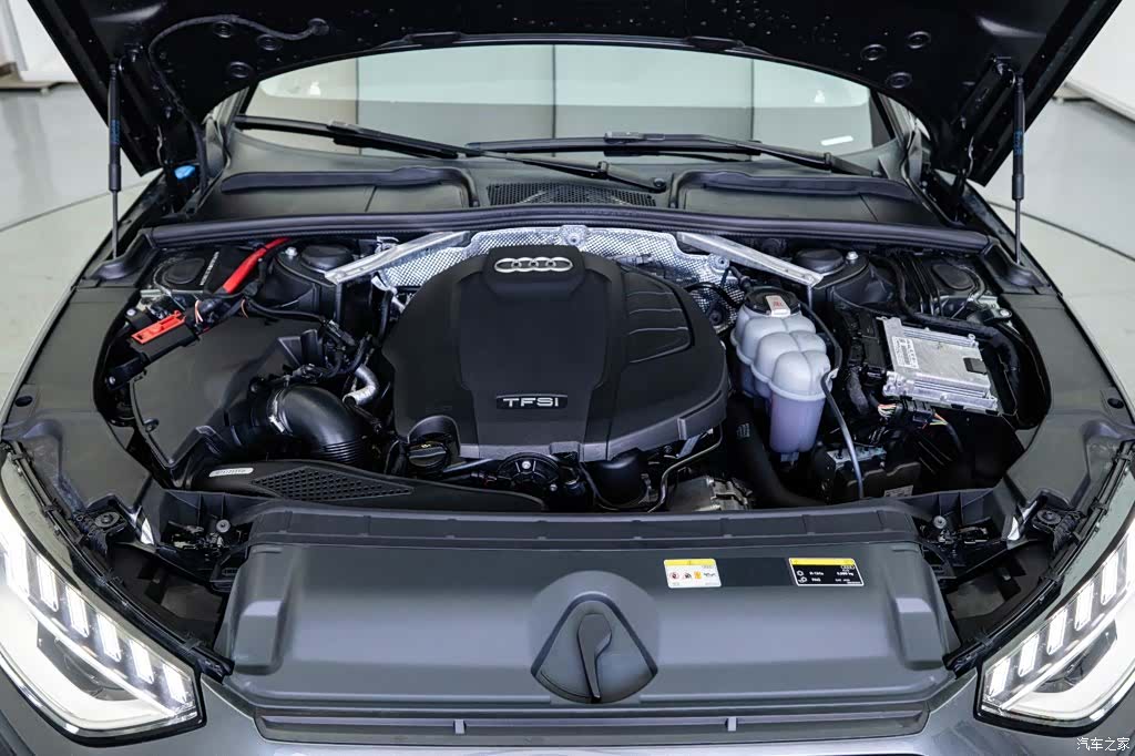 Audi A4L, 2021 23