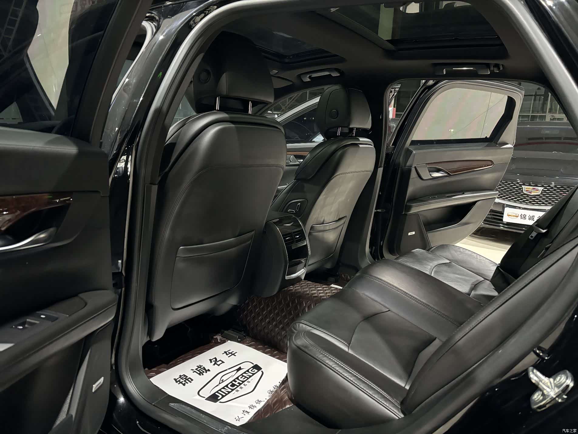 Cadillac CT6, 2023 9
