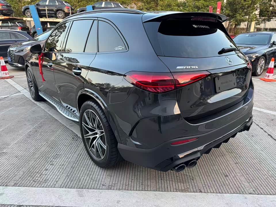 Mercedes-Benz GLC AMG