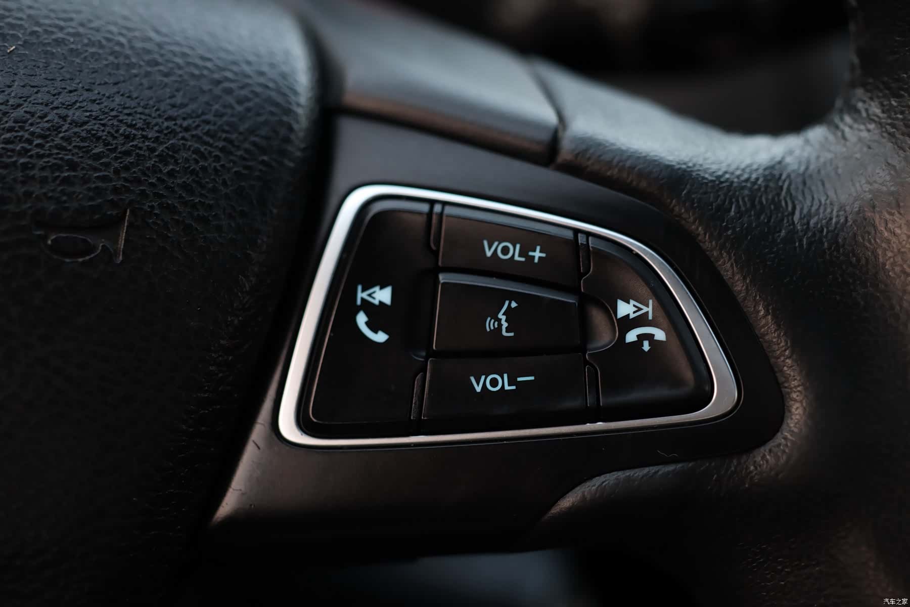 Ford Focus, 2016 12
