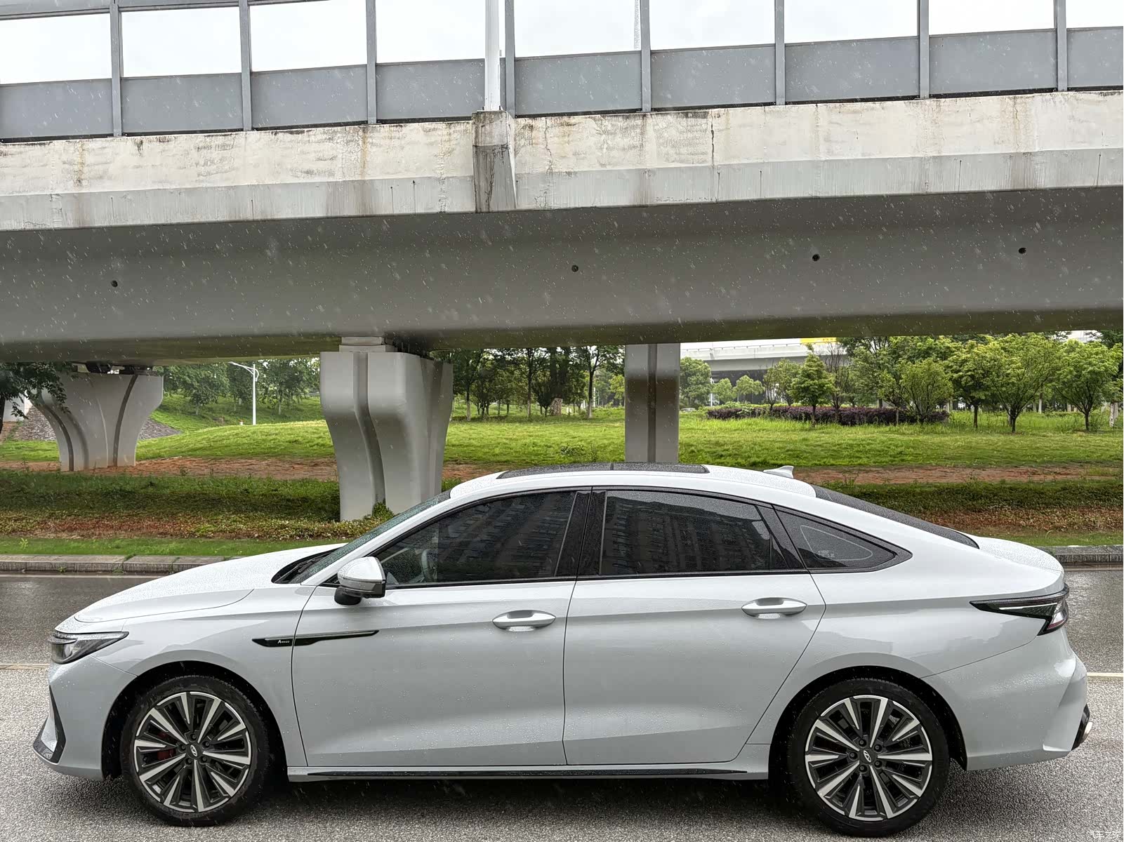 Chery Arrizo 8, 2023 4