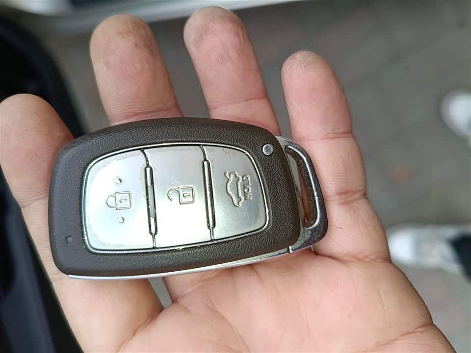 Hyundai Name picture