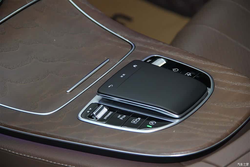 Mercedes-Benz E-Class, 2022 30