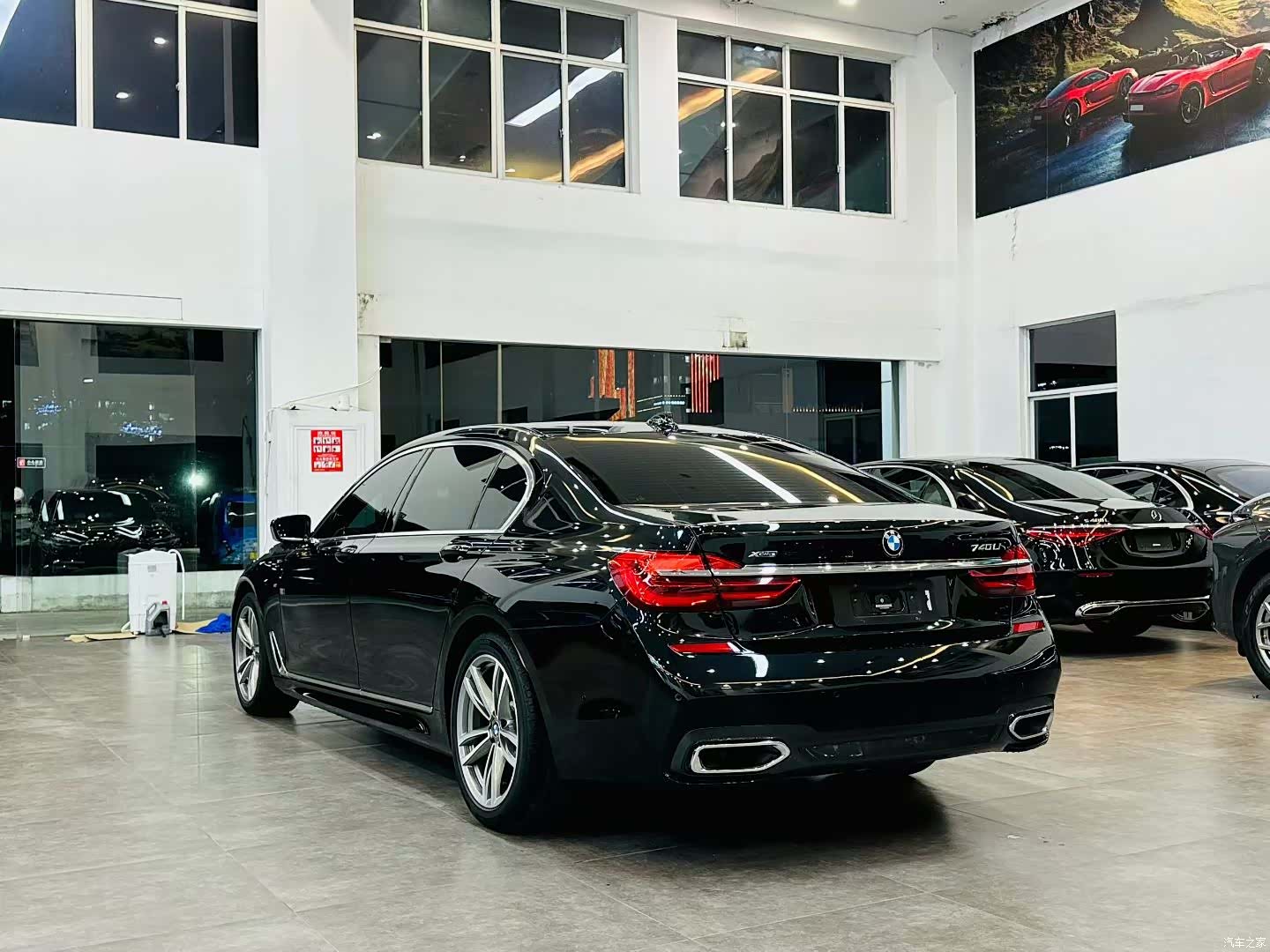 BMW 7 Series, 2019 все фото