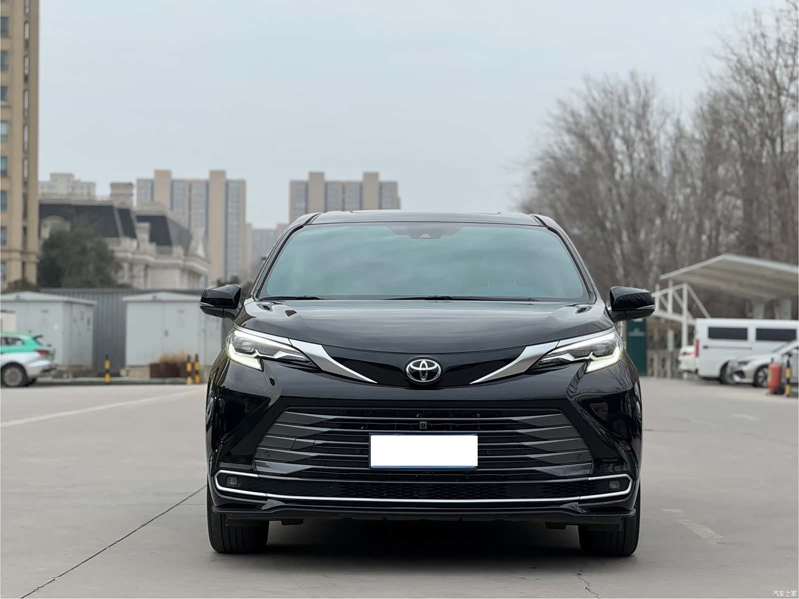 Toyota Sienna, 2025 2