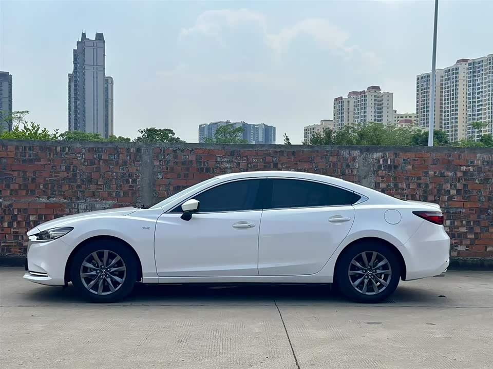 Mazda Atez