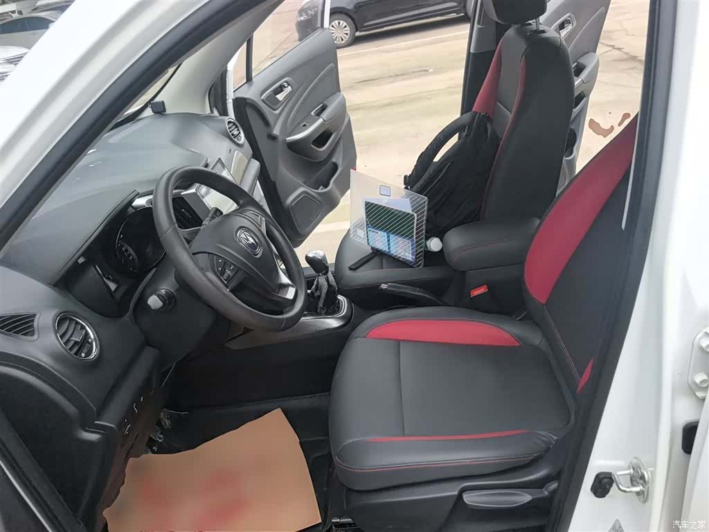 Changan CS15, 2016 15