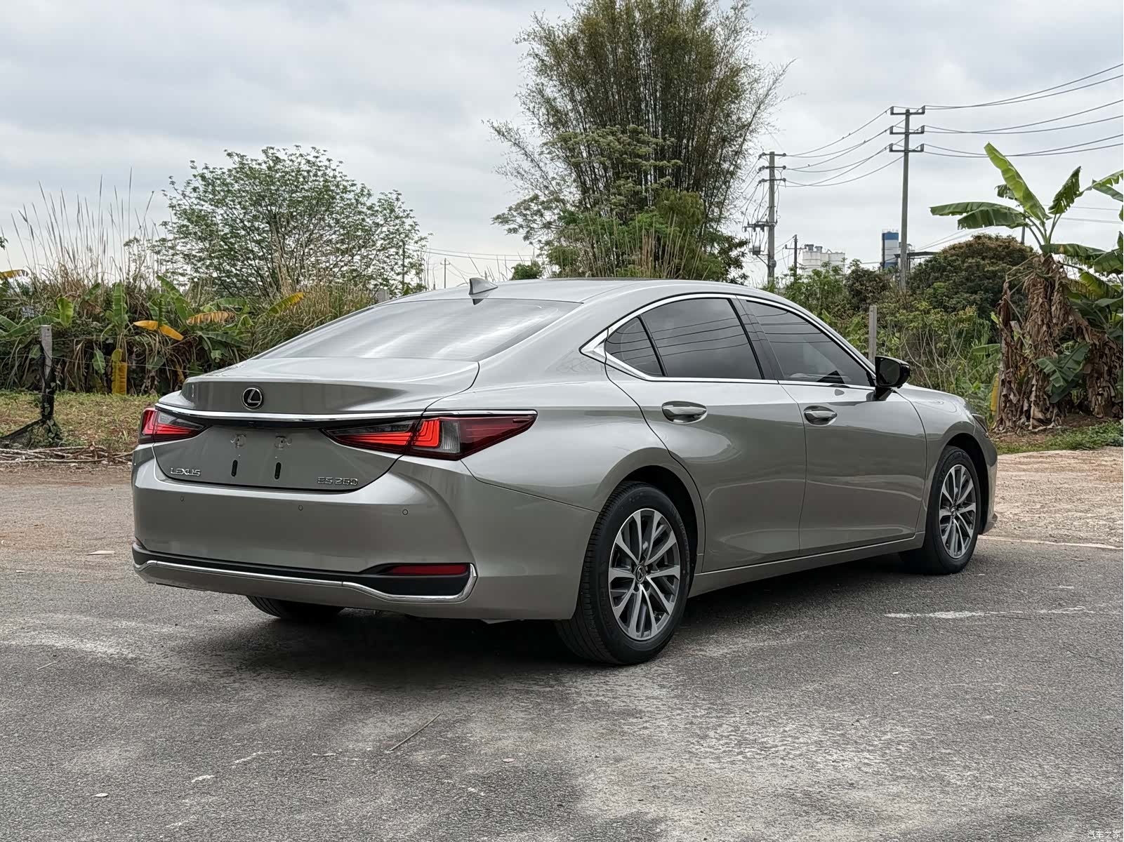 Lexus ES, 2022 22