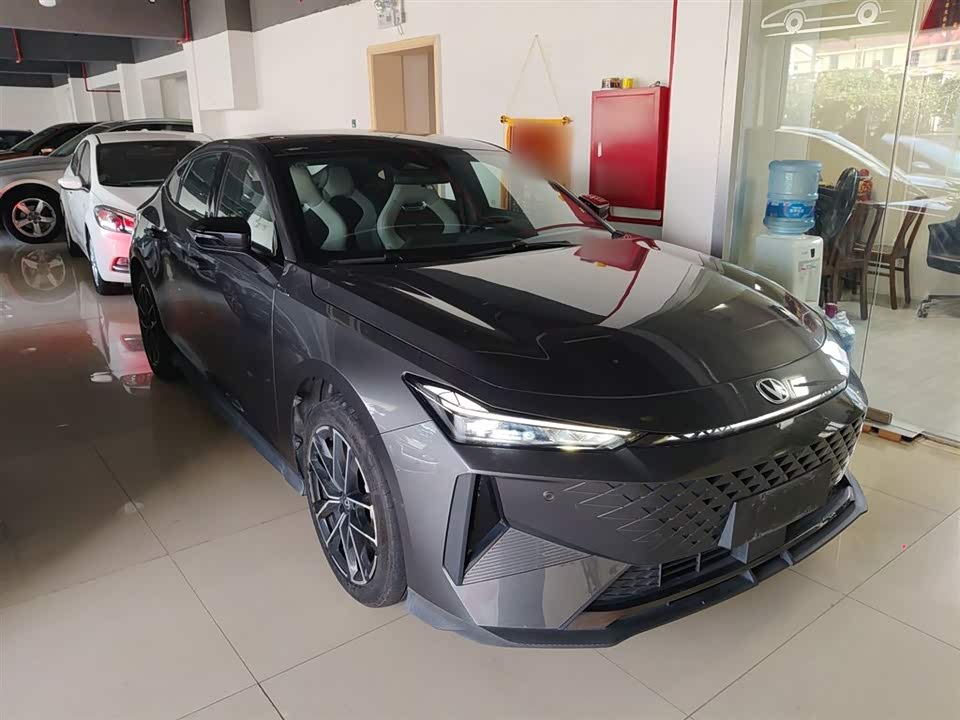 Changan UNI-V Smart iDD