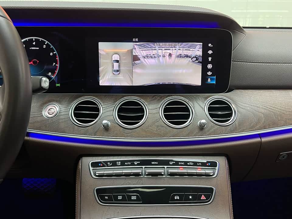 Mercedes-Benz E-class Mercedes-Benz E-class