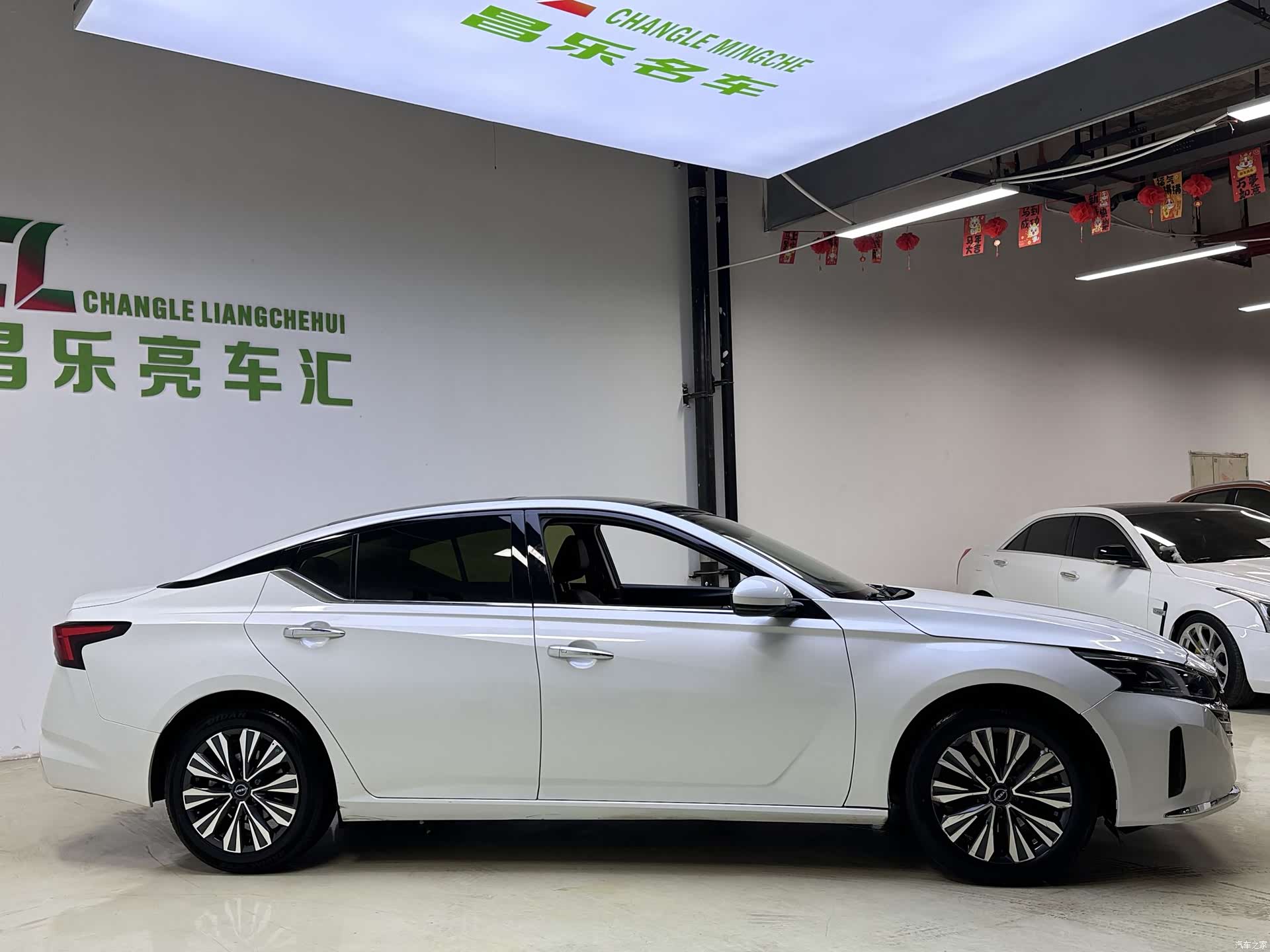 Nissan Teana, 2023 4