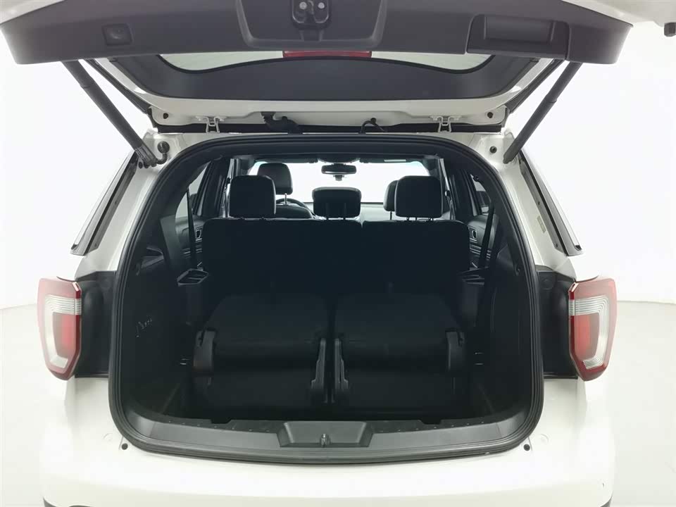 Ford Explorer Ford Explorer