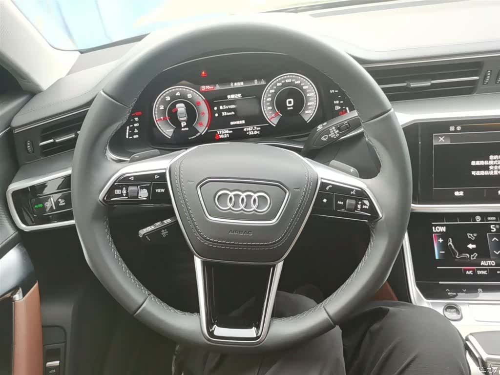 Audi A6L, 2023 все фото