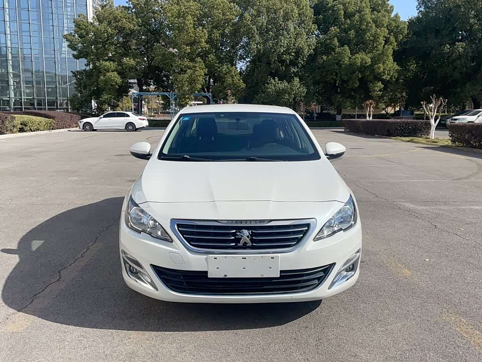 Peugeot 408