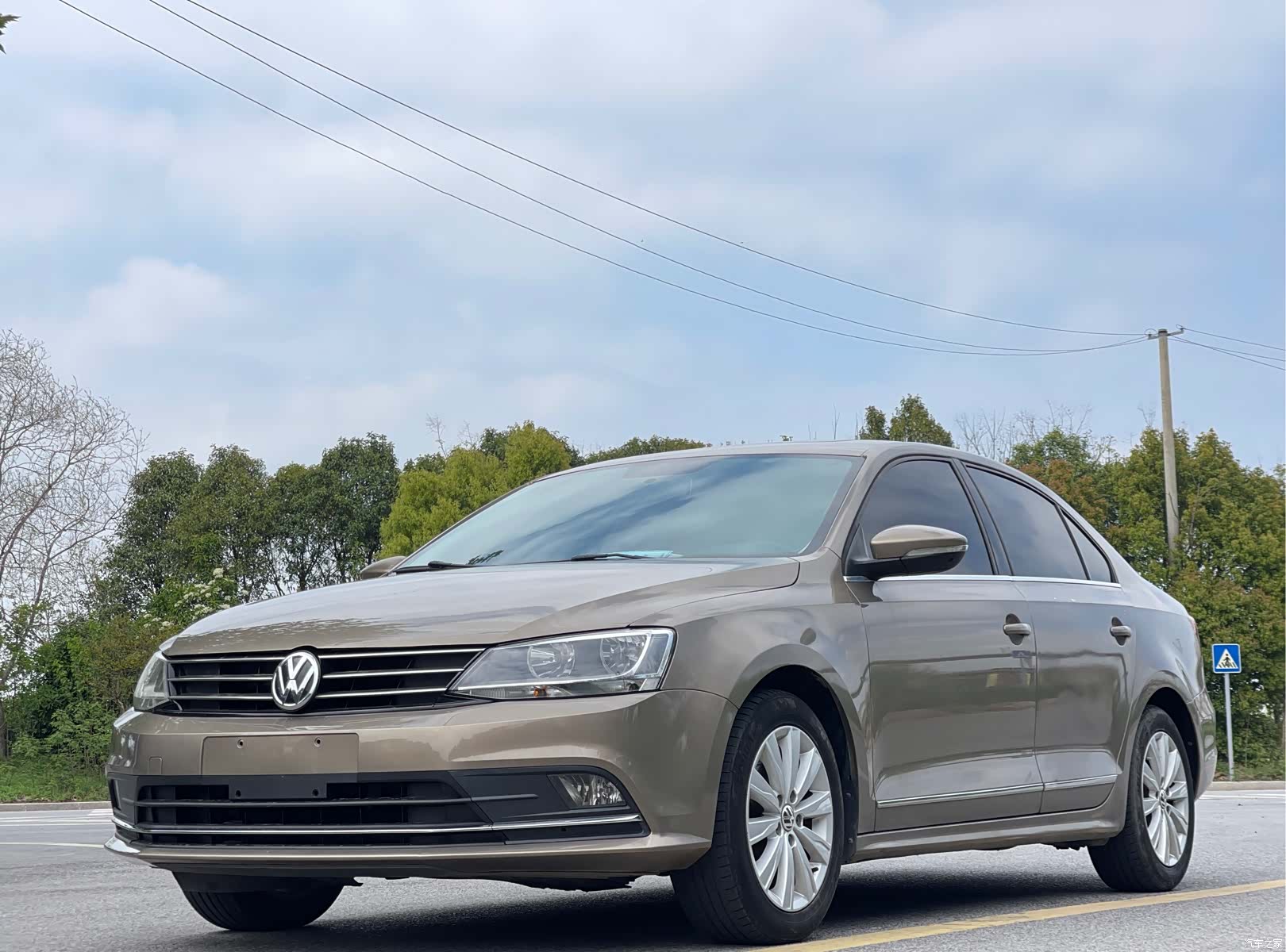 Volkswagen Sagitar