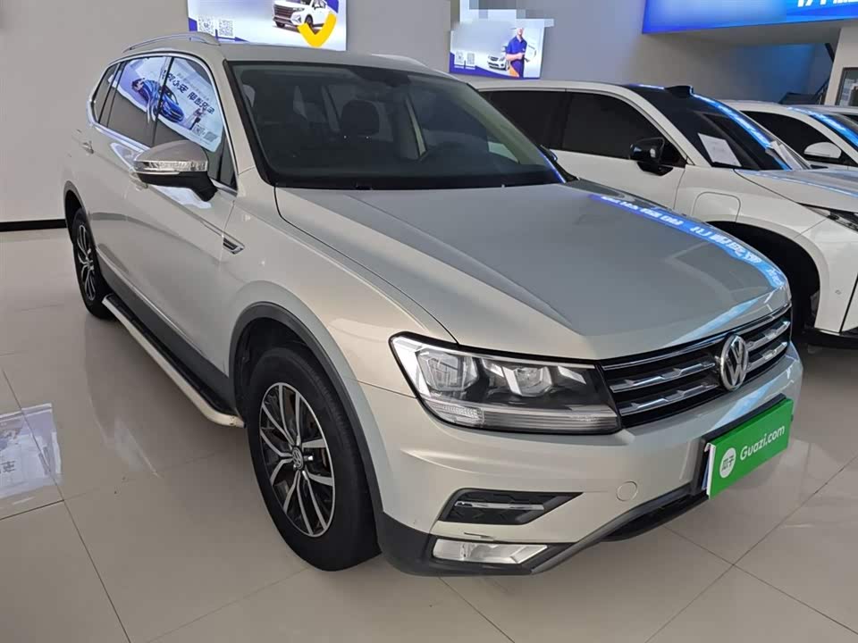 Volkswagen Tiguan L