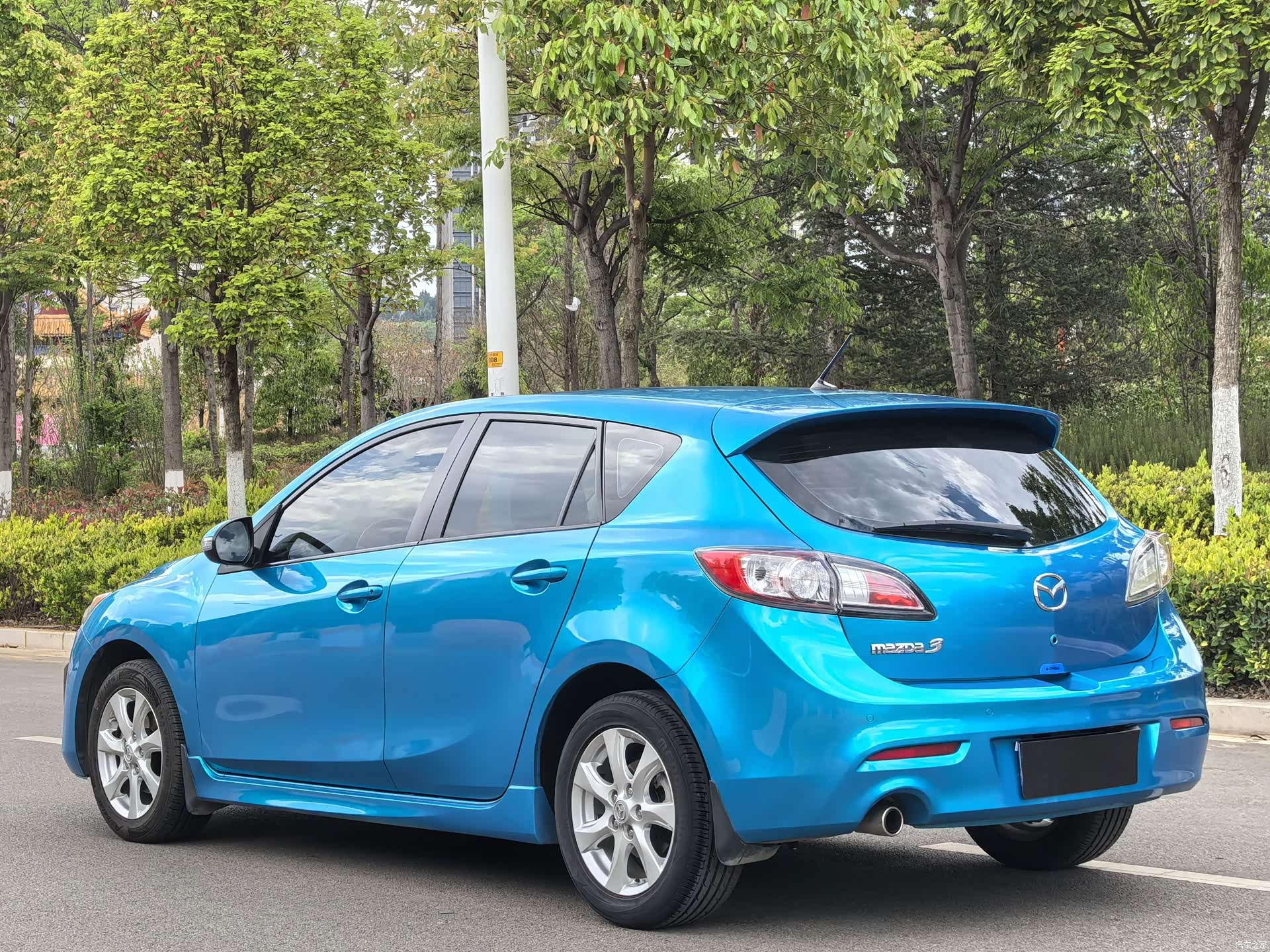 Mazda 3, 2013 7