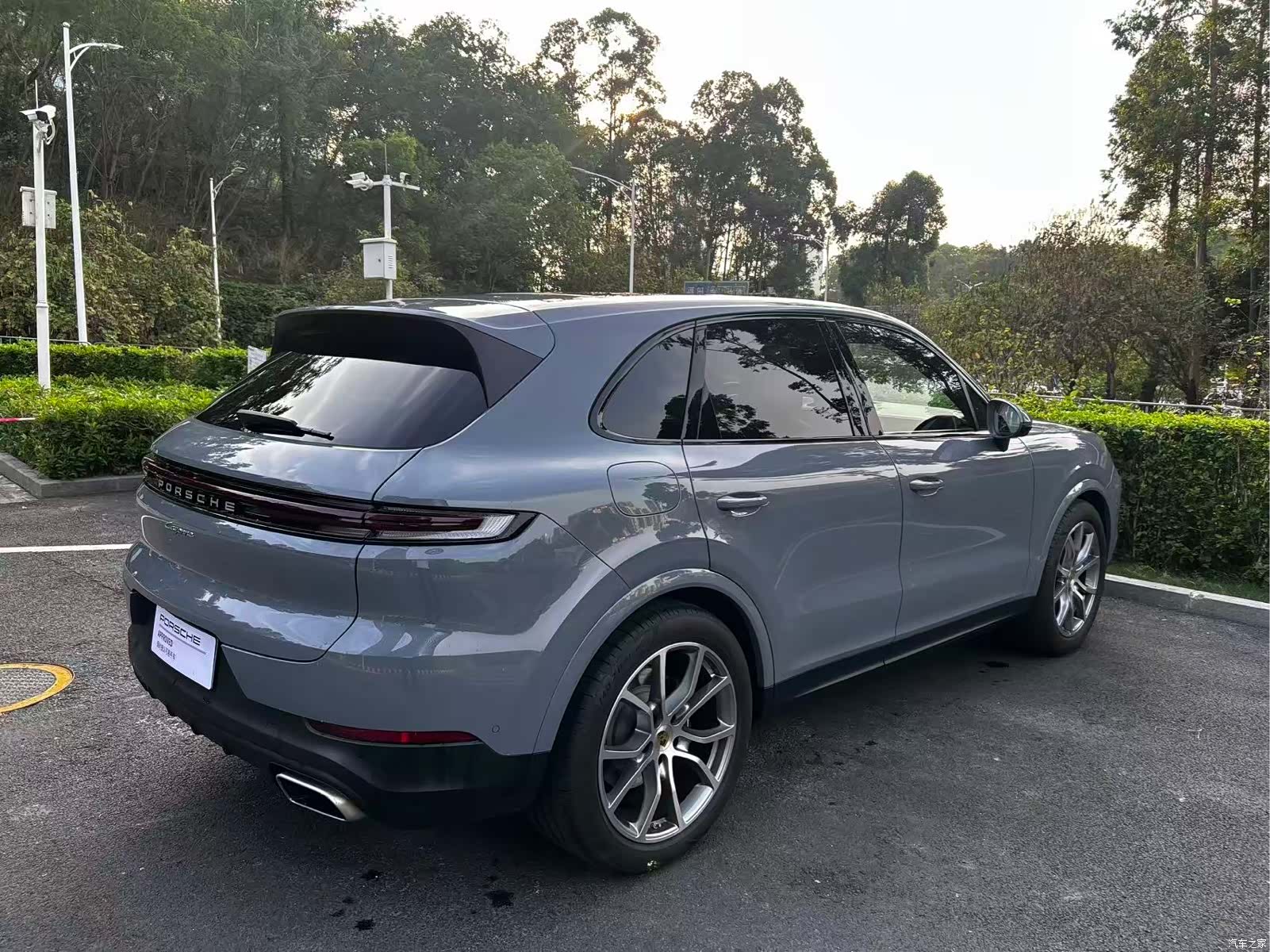 Porsche Cayenne, 2025 10