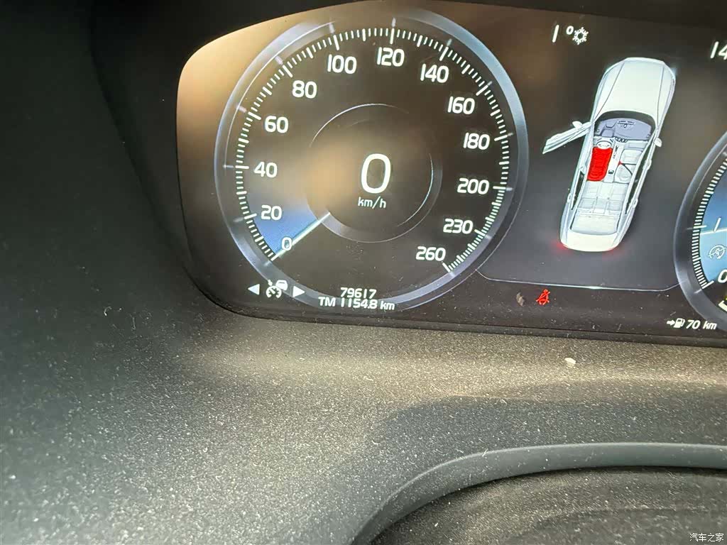 Volvo S60, 2020 все фото