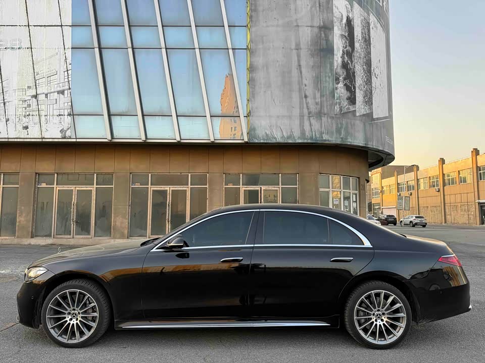 Mercedes-Benz S-class