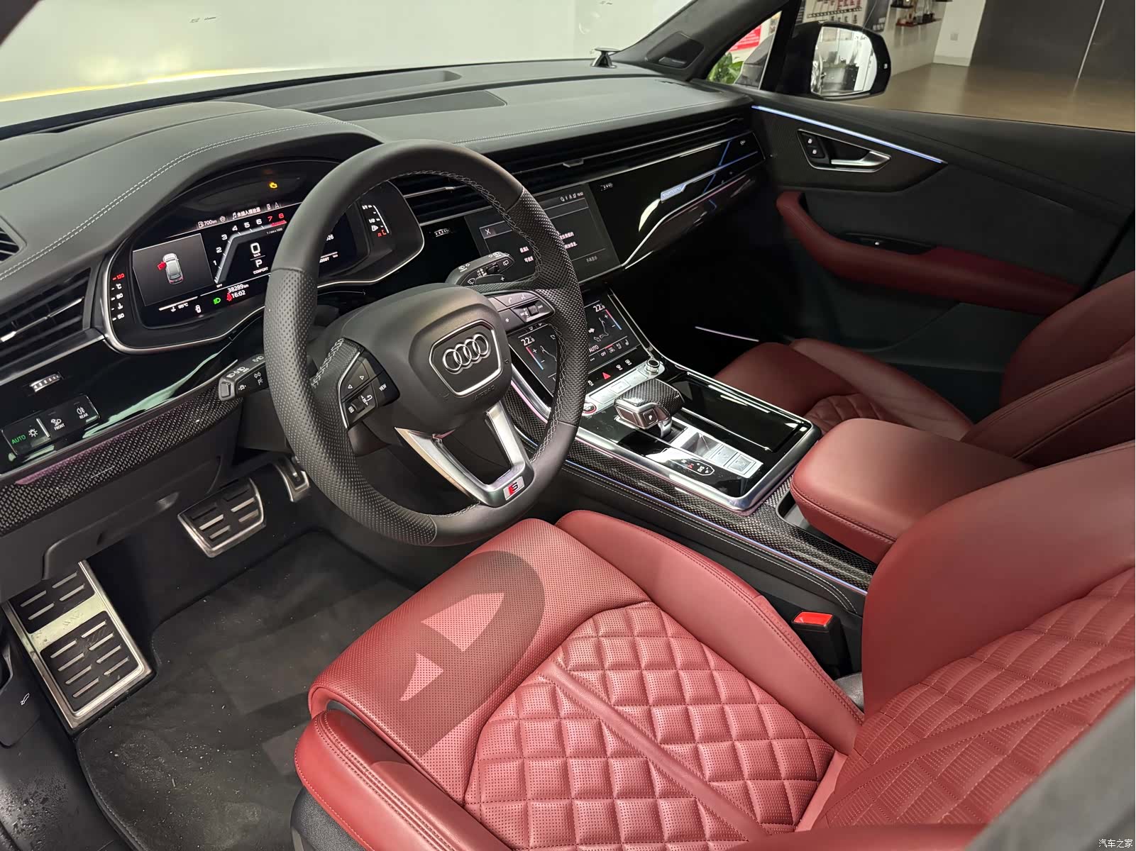 Audi Q7, 2024 10