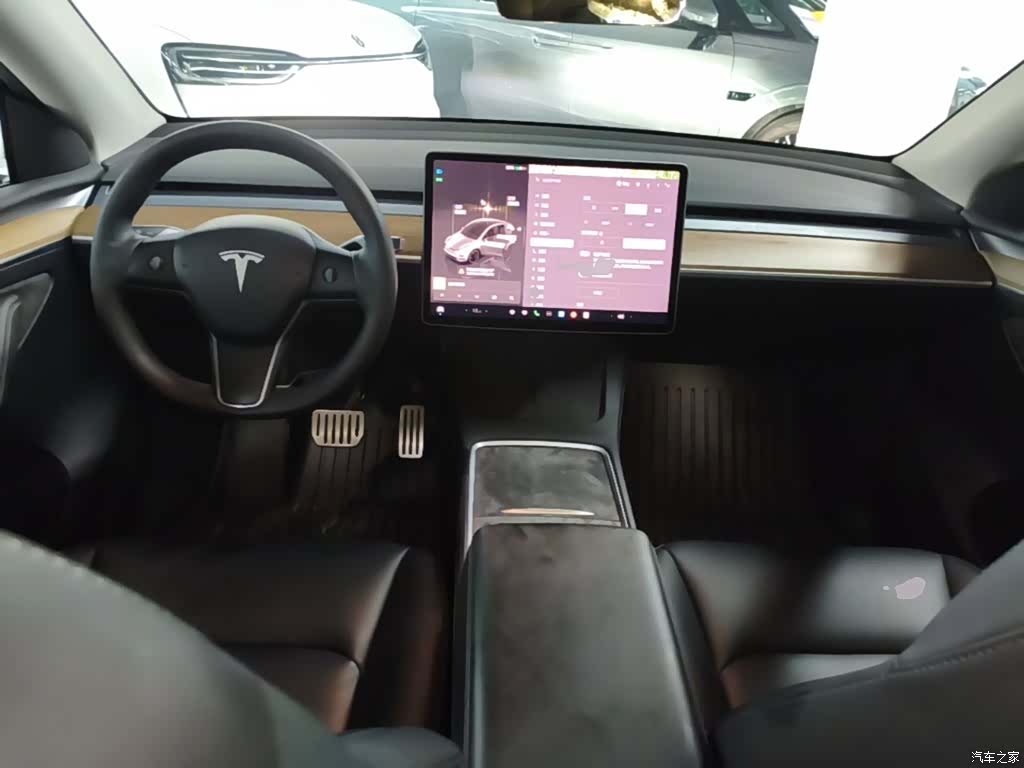Tesla Model Y, 2021 10