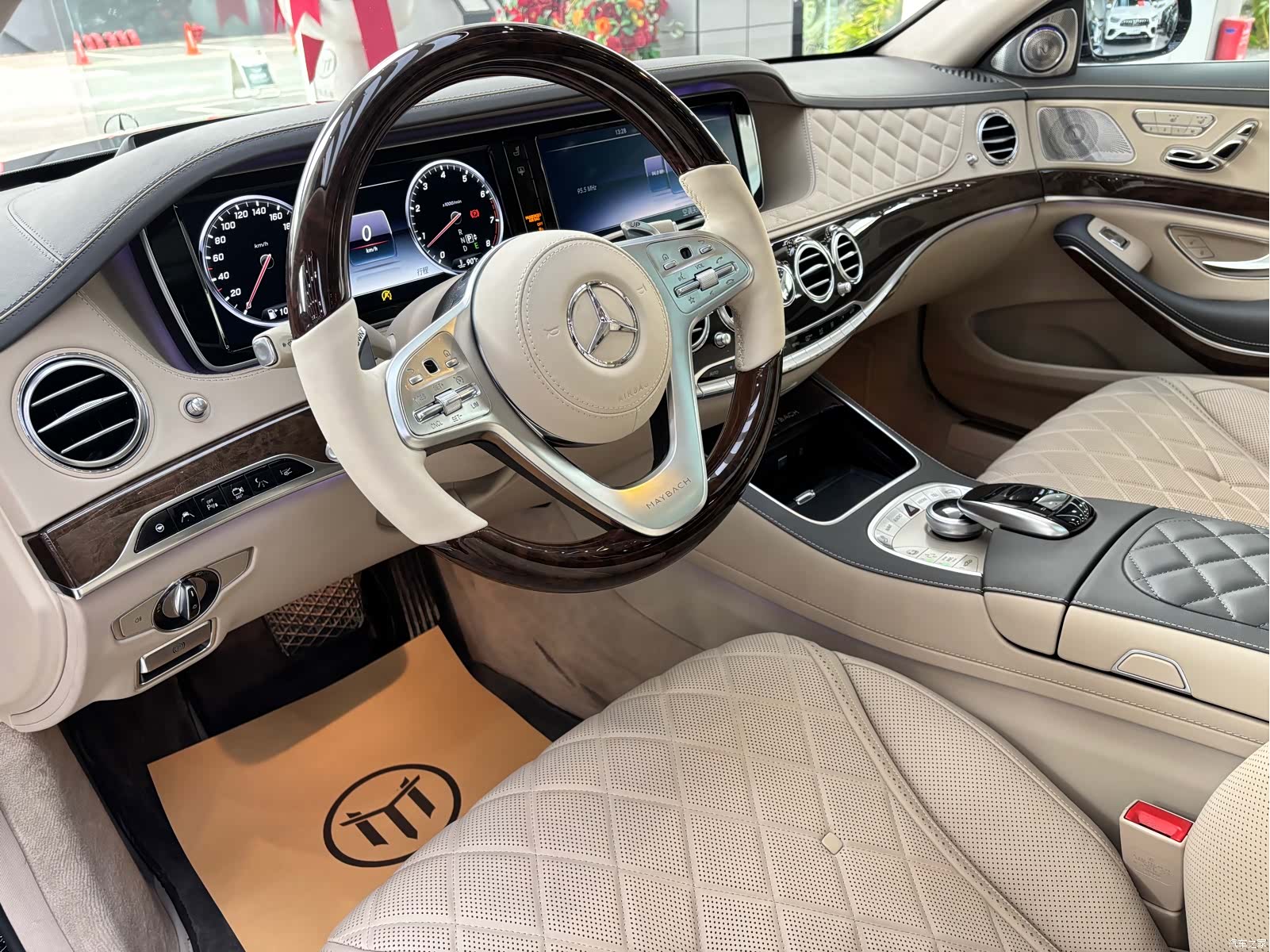 Maybach S-Class, 2017 6