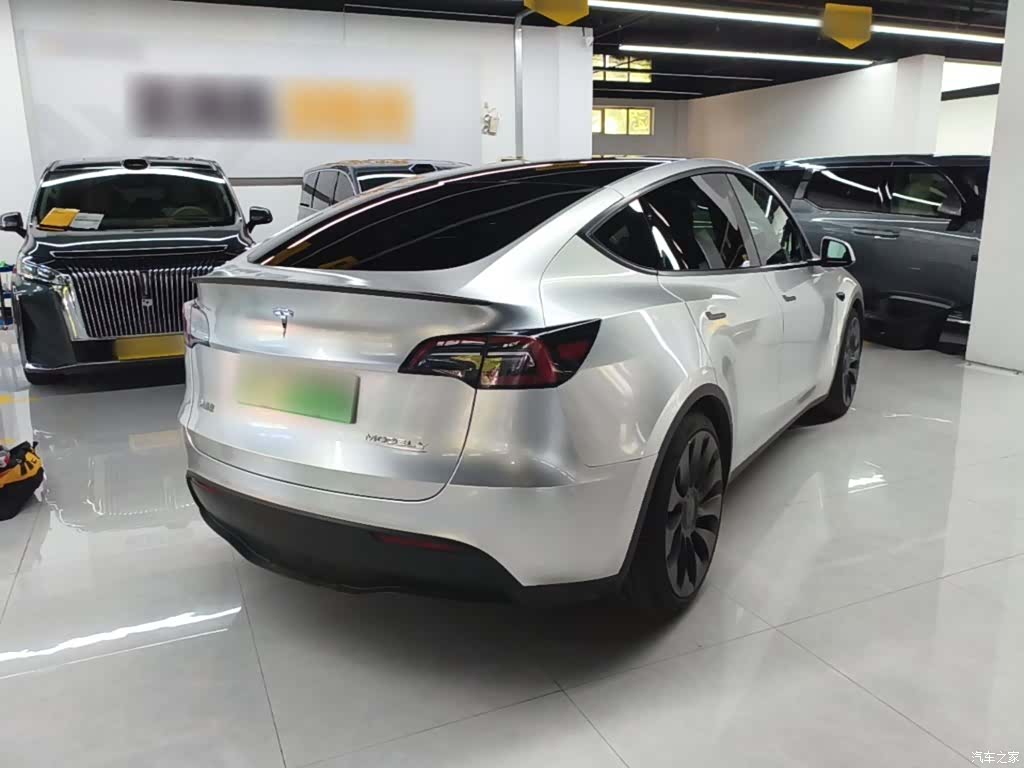 Tesla Model Y, 2021 7