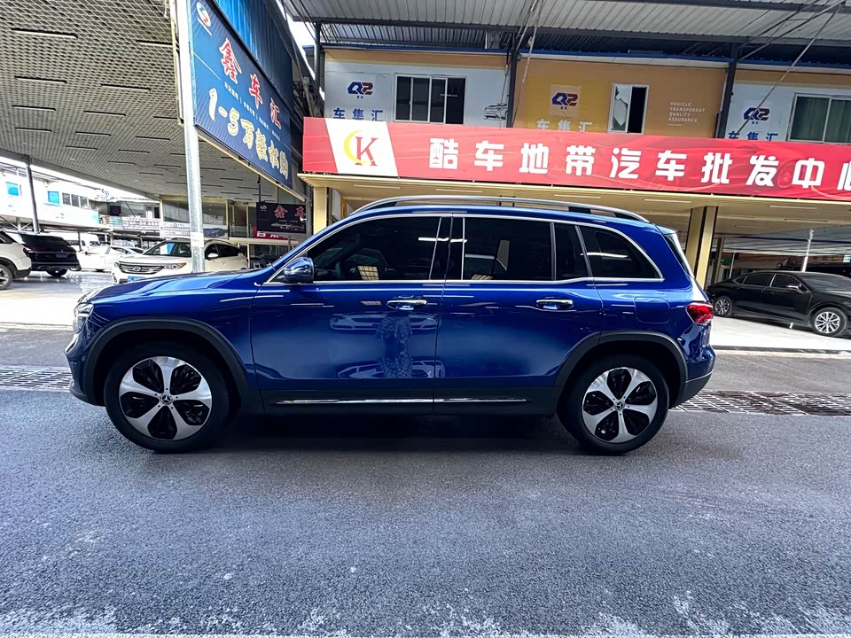 Mercedes-Benz GLB Mercedes-Benz GLB