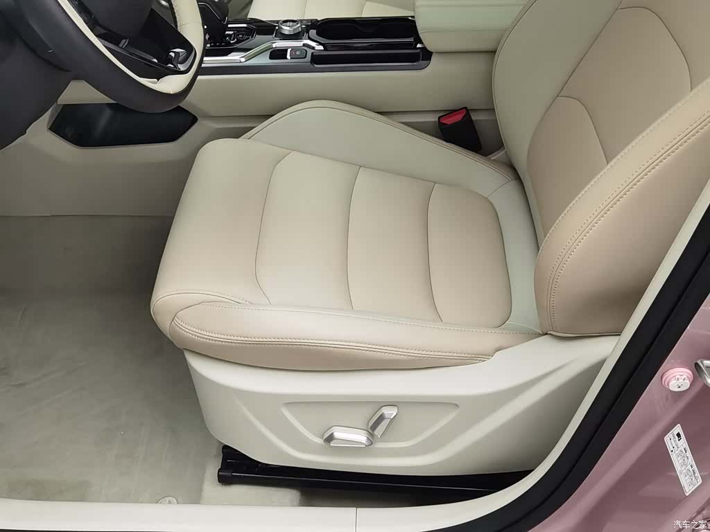 Geely Icon, 2023 20