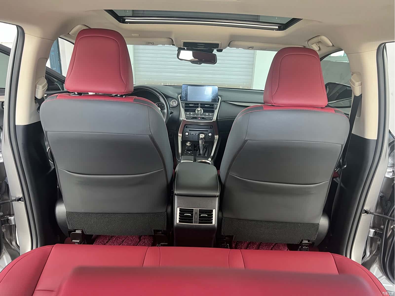 Lexus NX, 2021 23