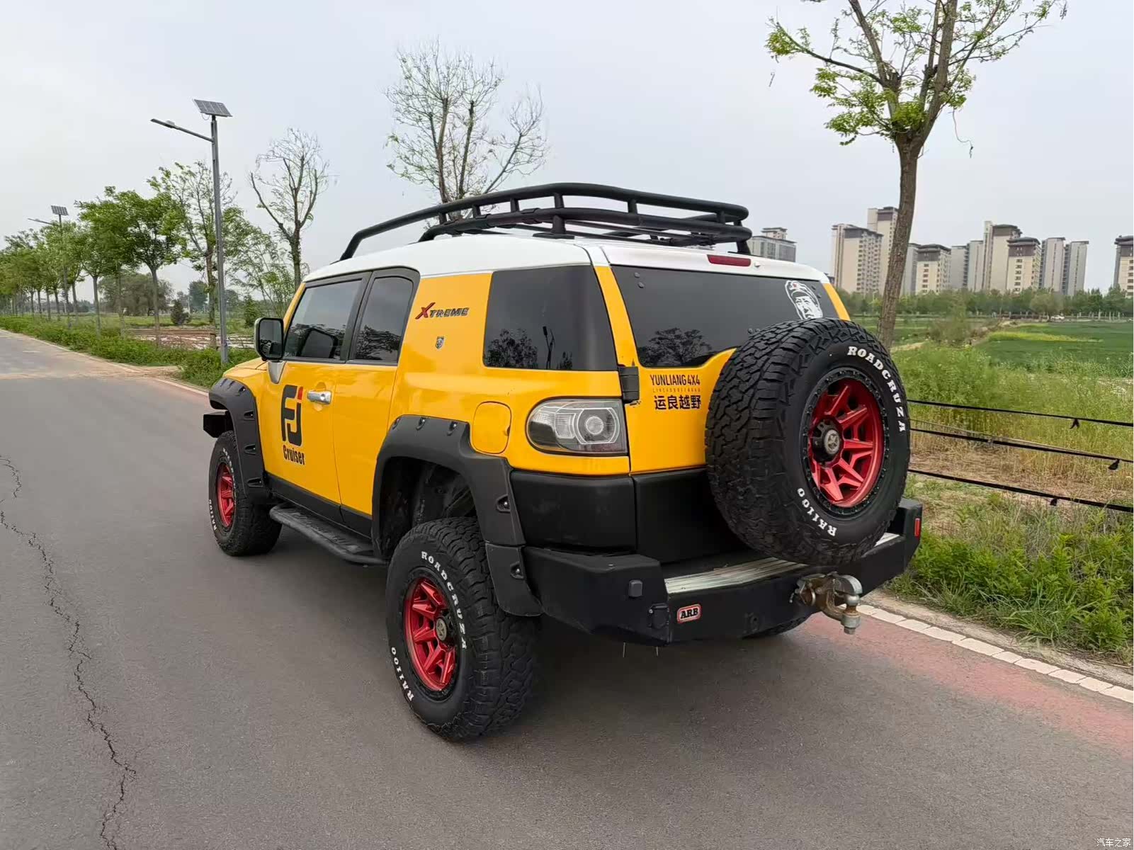Toyota FJ, 2009 4