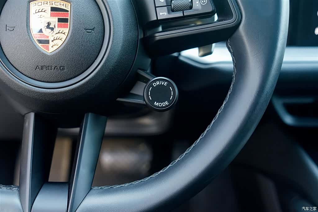 Porsche Cayenne, 2024 16