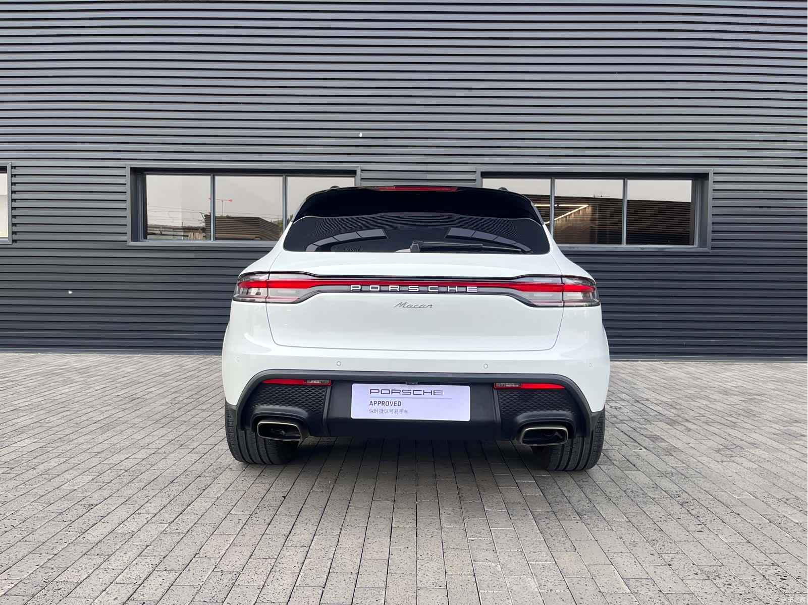 Porsche Macan, 2022 все фото
