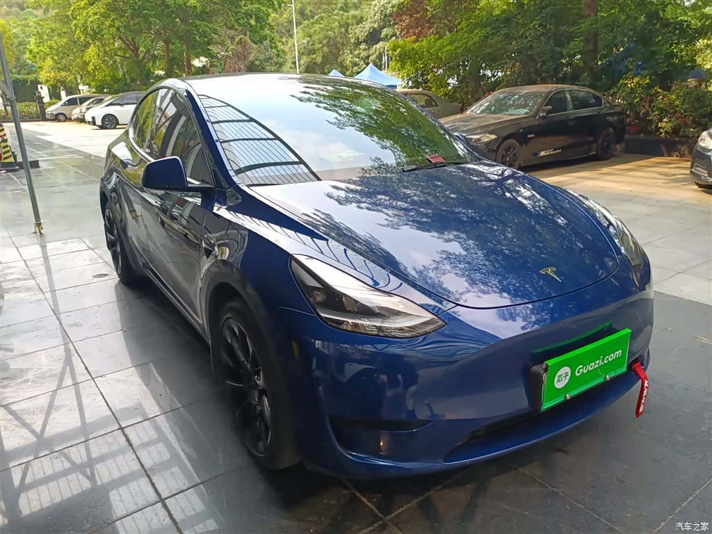 Tesla Model Y, 2022 22