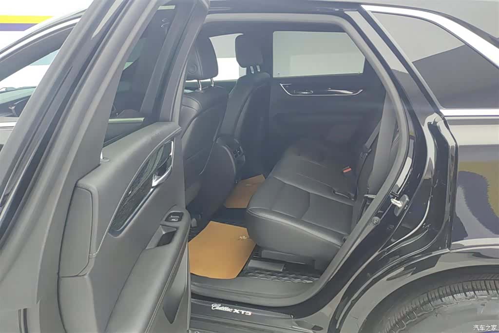 Cadillac XT5, 2020 11