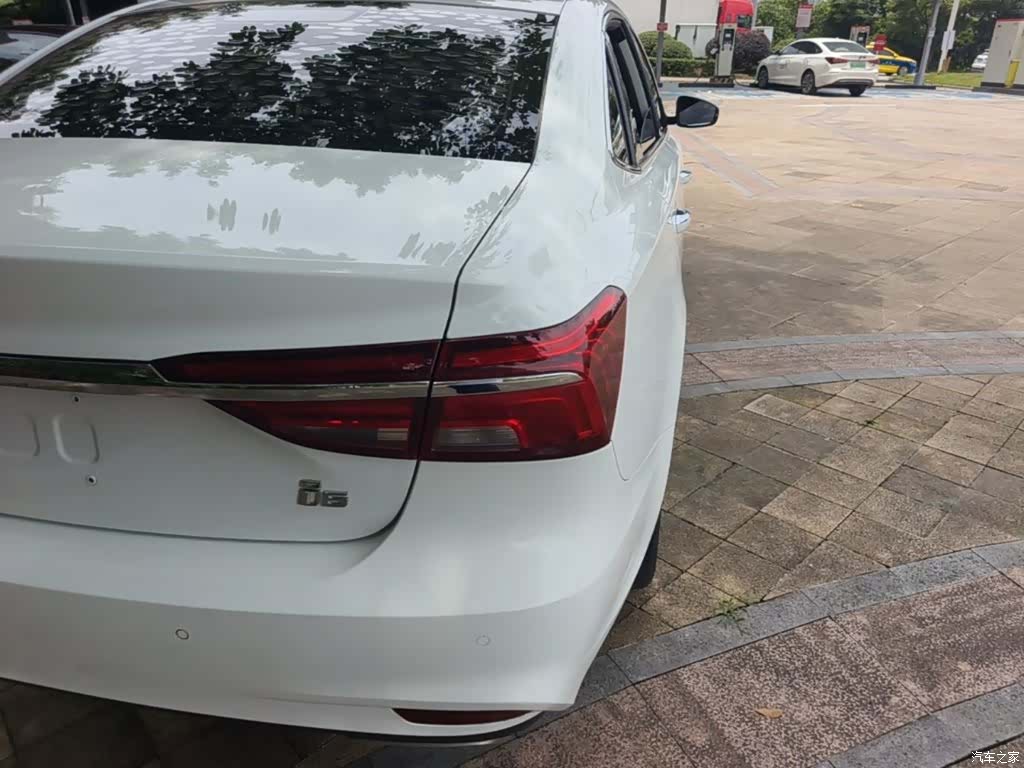 Roewe i6, 2018 8