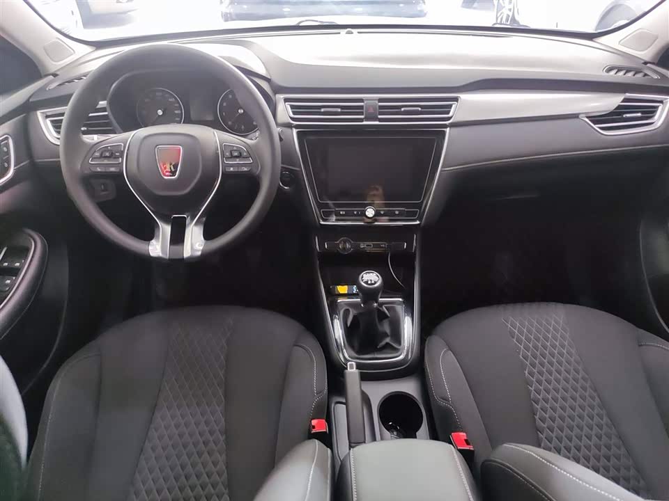 Roewe i5